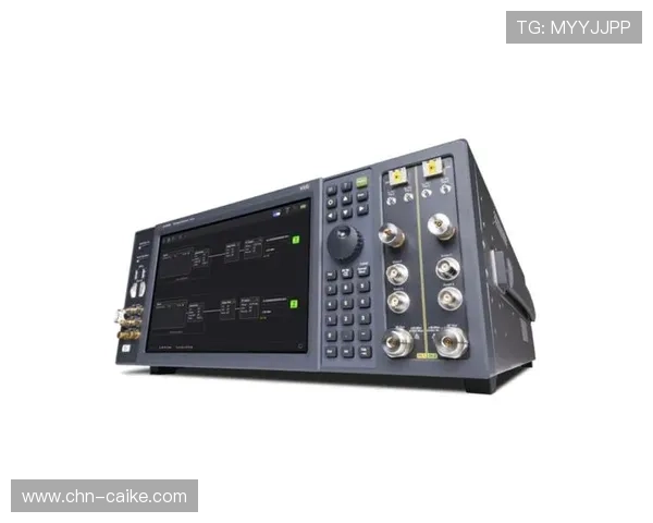 无线摄像机传输链路升级毫米波，提升移动拍摄灵活性。